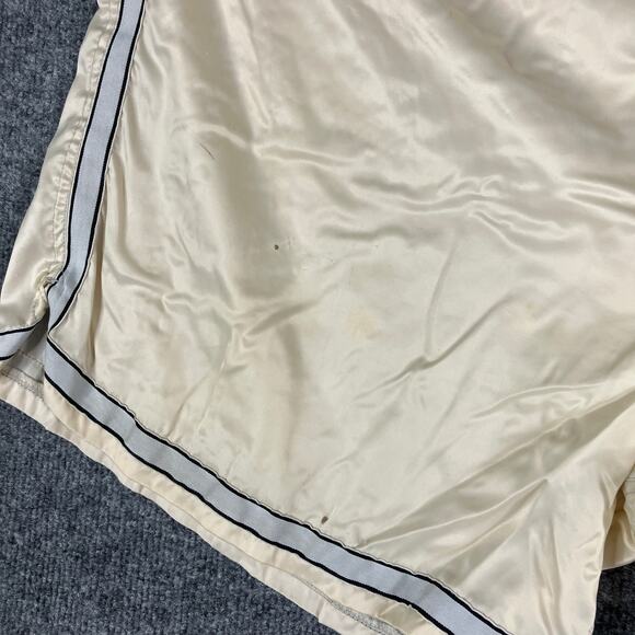 Nike Satin Shorts Mens Size XL Cream Red Swoosh Retro Lightweight Lined 90s - Picture 4 of 11